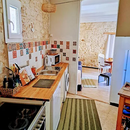 Un Air De Vignes, Jacuzzi, Centre Du Village Maussane-les-Alpilles Exterior photo