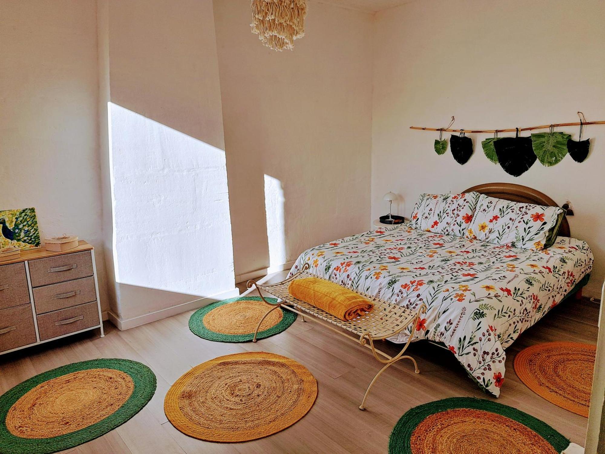 Holiday home Un Air De Vignes, Jacuzzi, Centre Du Village *